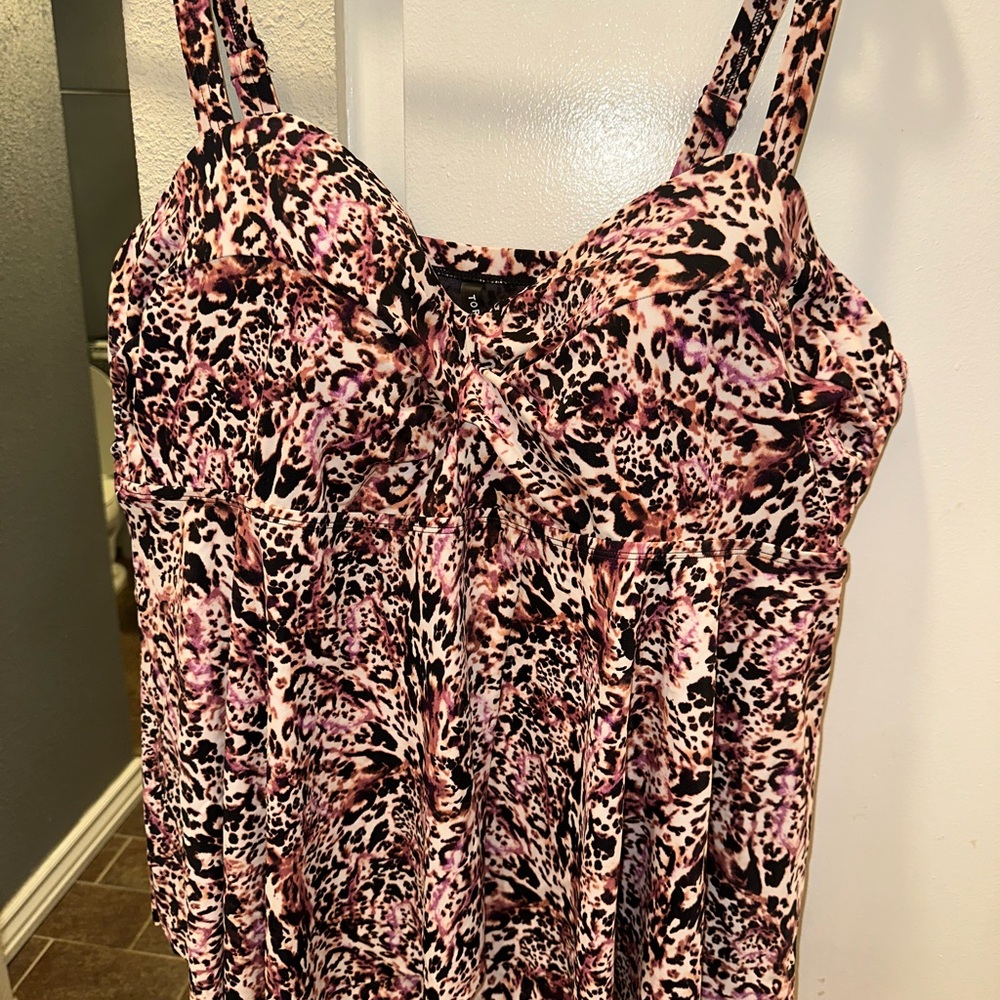TORRID BABYDOLL ONE-PIECE SWIMSUIT
- LEOPARD PINK 4x DD/F